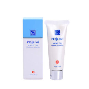 Retinoid içerikli gece bakım jeli. Hücre yenilenmesini destekler, ince çizgileri azaltır ve cilde sabaha kadar pürüzsüzlük kazandırır. Gündüz mutlaka güneş koruyucu ile birlikte kullanılmalıdır.