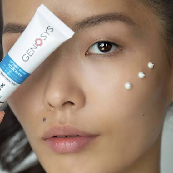 Genosys Soothing Repair Postcream (SRP) – Özel 20 (Dermaterapi, Peeling ve Lazer Sonrası Onarım Kremi – Hassas Ciltler İçin Hızlı İyileşme Desteği) 🔹 Genosys Soothing Repair Postcream (SRP) – 20 g Dermaterapi, peeling, lazer sonrası için özel geliştirilmiş onarıcı krem. sh‑Polypeptide‑7, hyaluronik asit, allantoin, beta-glukan & centella içerikleriyle cildi yatıştırır ve yenilenme sürecini hızlandırır. #postcream #ciltonarımkremi #SRPgenosys #peelingsonrası #soothingcream